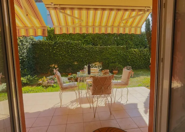 Fani With Lovely Garden , Near The Sea Apartment Split