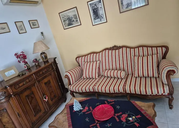 Fani With Lovely Garden , Near The Sea Apartment Split